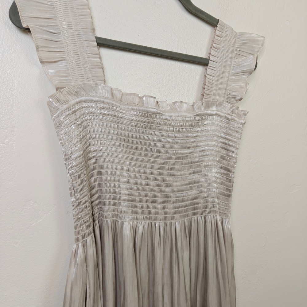 Kourt Womens Dress Large Champagne Smocked Tiered Ruffle Shimmer Cottagecore - Picture 3 of 9